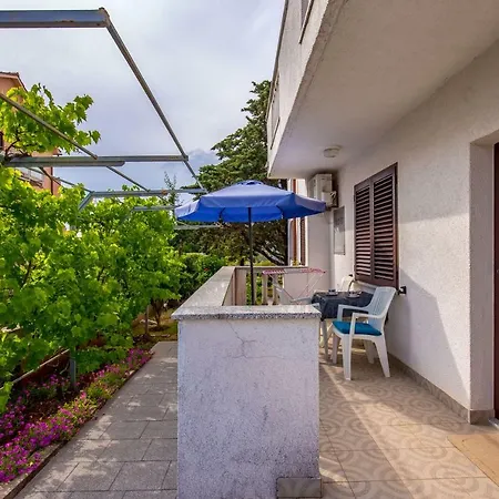 Garden Paradise App Sveti Vid-Miholjice Exterior photo